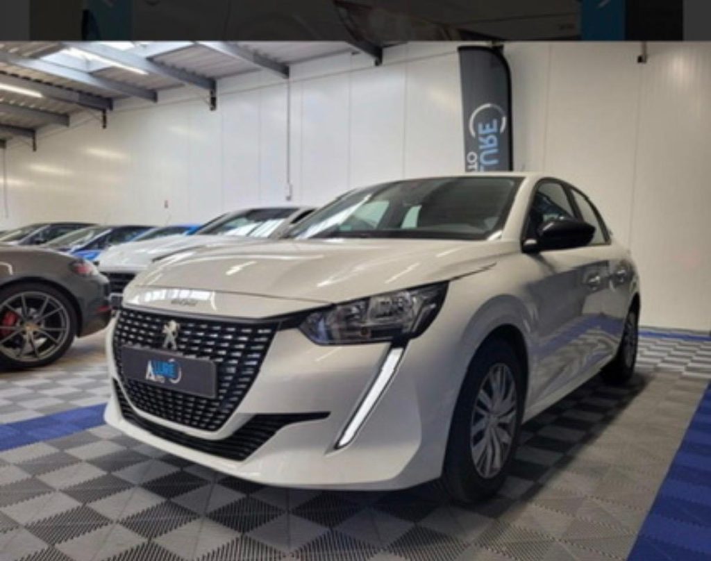 Peugeot 208, photo 1