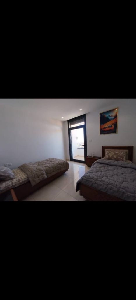 Appartement moderne de 3 chambres à Tlemcen, photo 4