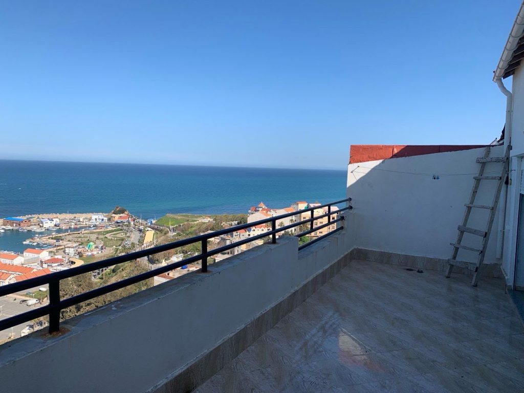 Appartement de 2 chambres avec vue sur mer à Tigzirt, photo 2